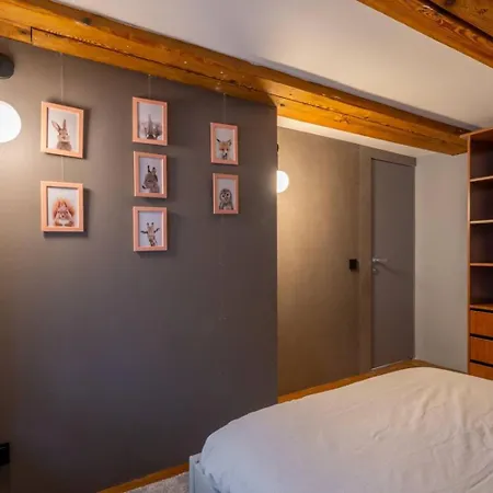 Old Town Loft Duplex, 24h7d Self Check In Loft * 里加