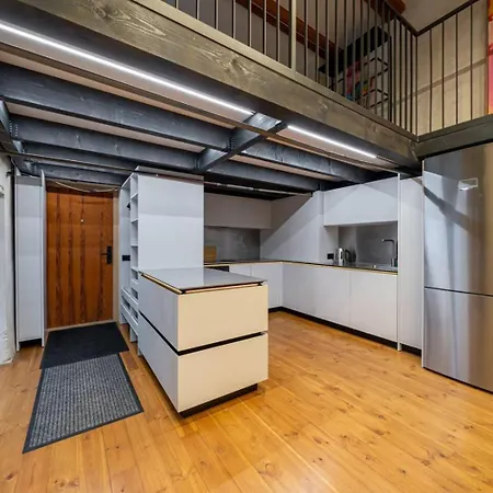 公寓 Old Town Loft Duplex, 24h7d Self Check In Loft